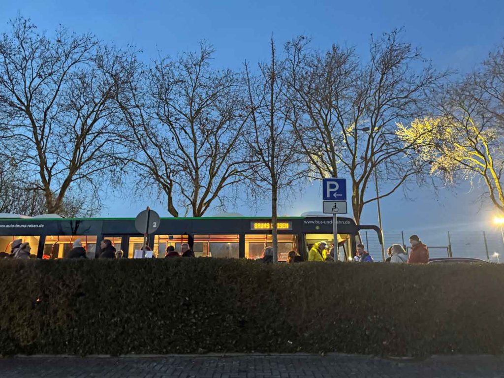 Shuttle-Bus-Adventsmarkt-Schloss-Raesfeld-2025