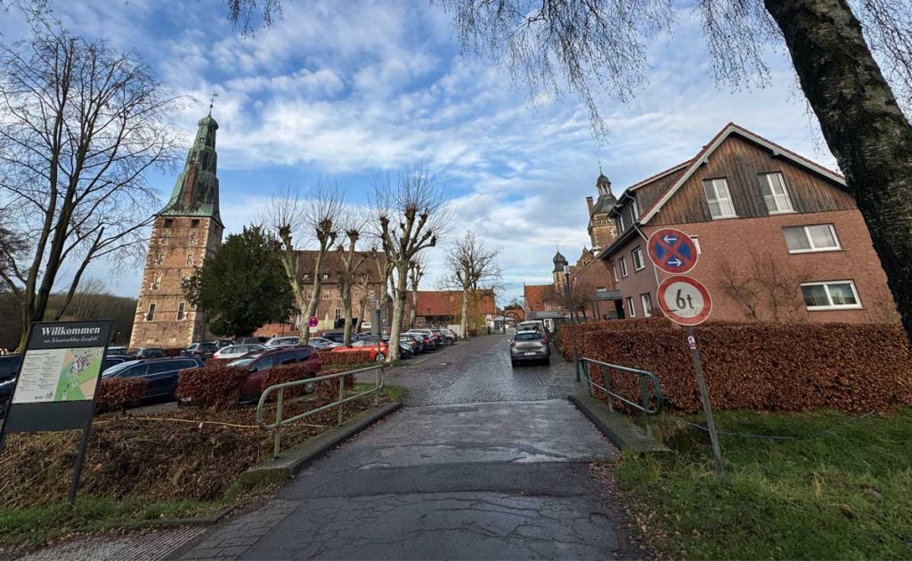 Brücke am Nordesch Schloss Raesfeld wird erneuert