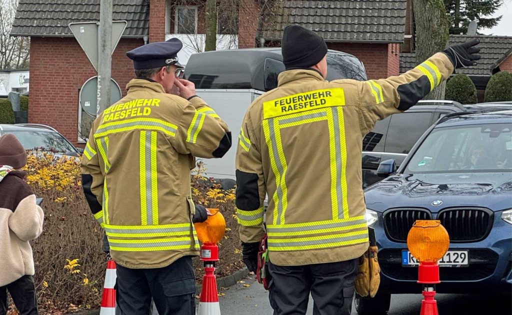 Verkehrs-Feuerwehr Raesfeld beim Adventsmarkt in Raesfeld