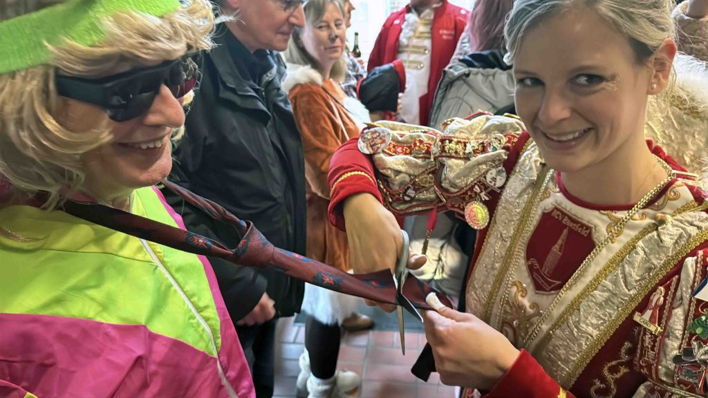 Schnipp-Schnapp-Krawatte ab-Altweiber-Raesfeld-2026
