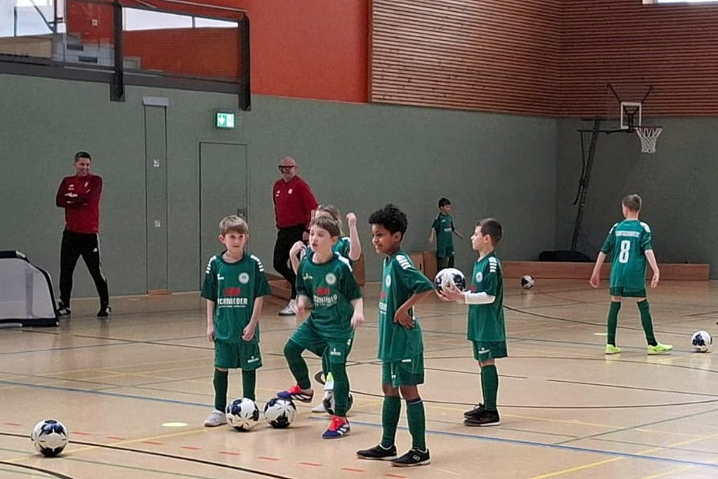 DFB-Mobil beim TSV Raesfeld begeistert F-Jugend