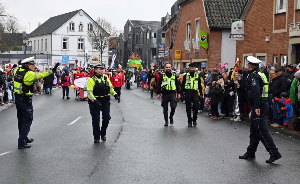 Karneval Raesfeld Rosenmontag 2026: Störungsfreier Umzug