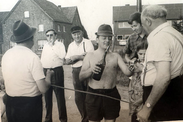 Alte Fotos und Erinnerungen aus der Gaststätte Tenk-Heßling in Erle