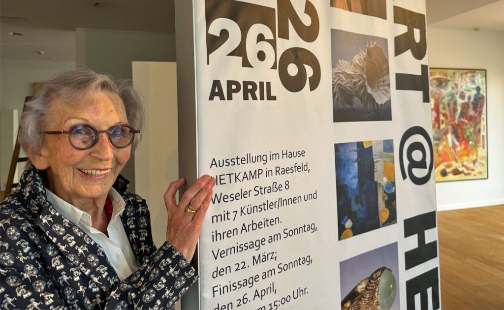 Luzie Hetkamp freut sich über die Vernissage in Raesfeld