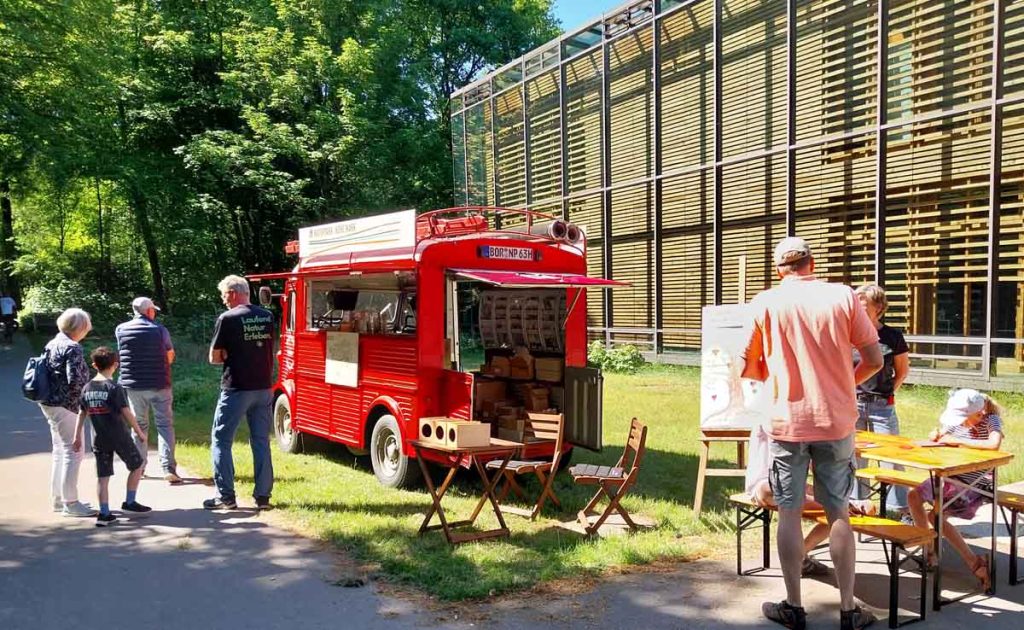 Spielemobil beim Radwanderwandtag in Raesfeld am Naturparkhaus