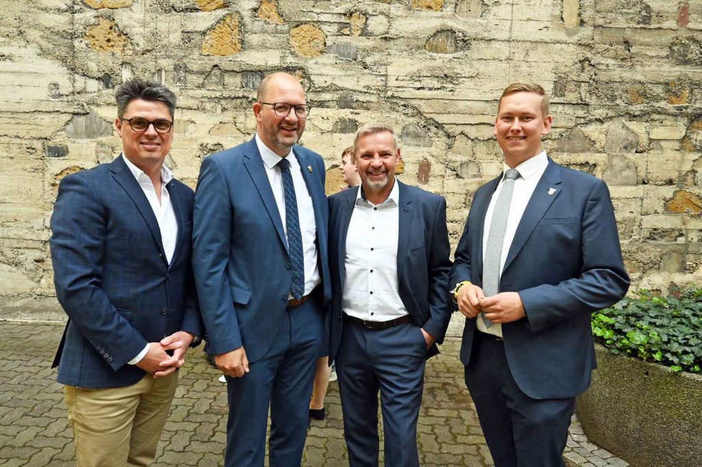 Raesfelds Bürgermeister Dirk Kuhman beim Besuch in Dorsten bei Walter Steinmeier