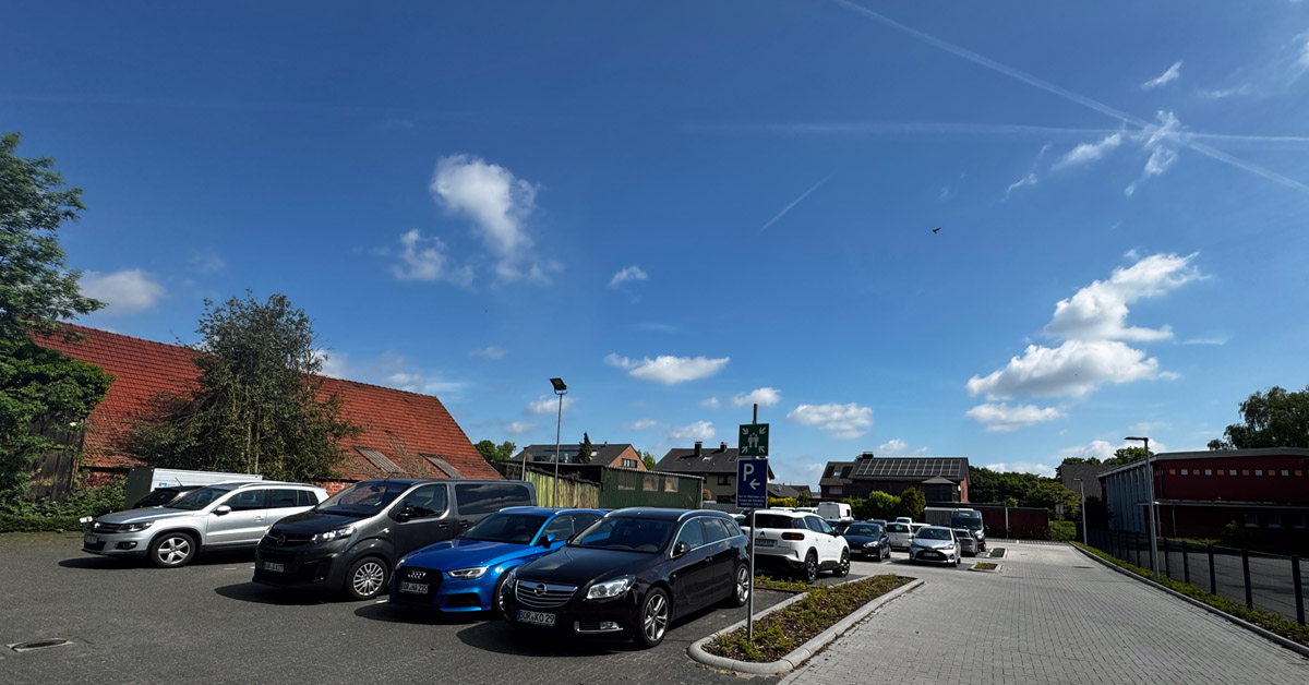 Geplante E-Ladestation auf dem Parkplatz hinter der Volksbank in Erle