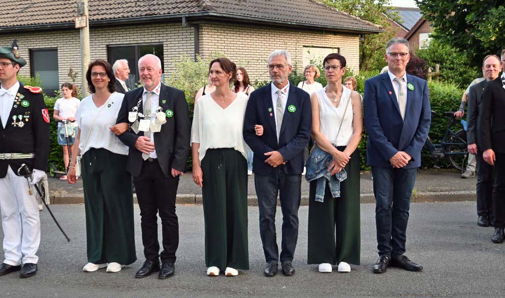 Schützenfest Erle - Der aktuelle Thron mit König Andreas Witte und Elke Mohr Königin