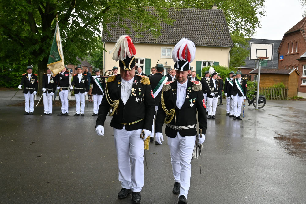 Oberst Ludger Schleking-Vorparade Erle 2026