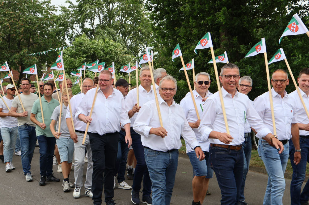 Schützenfest Erle 2026: Parade am Sonntag durch Erle
