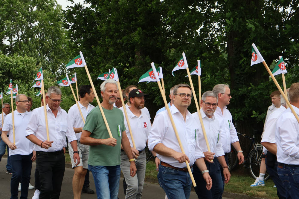 Schützenfest Erle 2026: Parade am Sonntag durch Erle