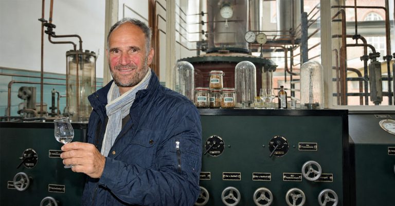 Dirk Böckenhoff von der kleinen Brennerei im Münsterland
