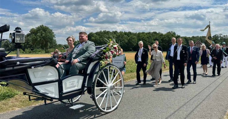 Thomas Lansmann-Niehaus und Sonja Köyer als neues Kaiserpaar beim Borkener Kaiserschießen 2026