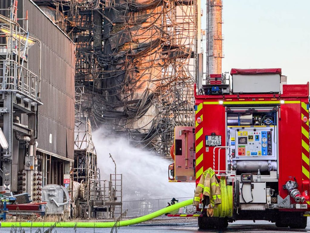 Brand auf dem Gelände der BP-Raffinerie in Gelsenkirchen-Scholven 
