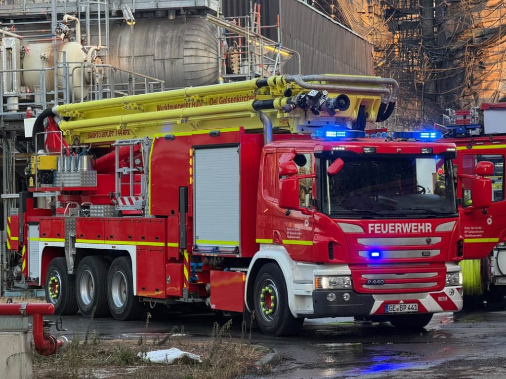 Brand auf dem Gelände der BP-Raffinerie in Gelsenkirchen-Scholven 