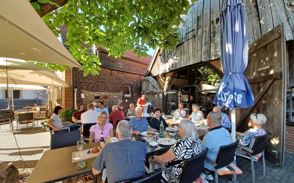 Sommer-Radtour der UWG Raesfeld-Erle zu aktuellen Dorfprojekten