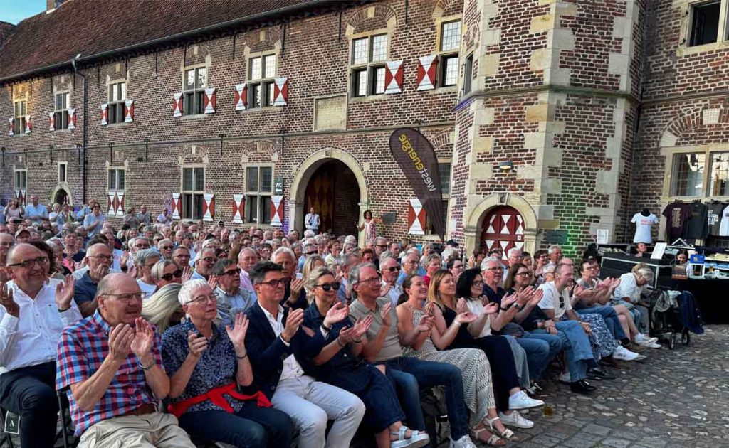 Die Höhner begeistern das Publikum am Schloss Raesfeld