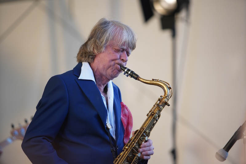 Helge Schneider begeistert beim ausverkauften Konzert am Schloss Raesfeld