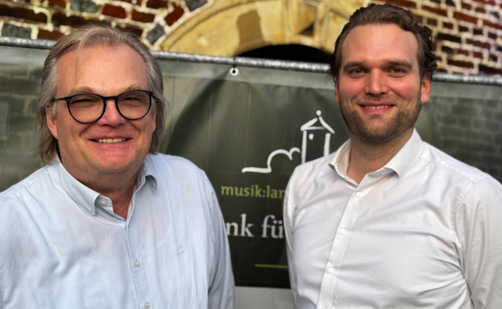 Intndant Dirk Klapsing und Sohn Maximilian.
