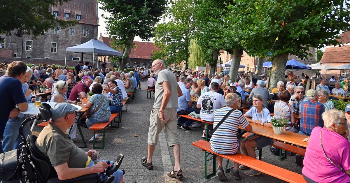 Raesfeld in Sommerlaune 2026 Freiheit 24 Schloss Raesfeld