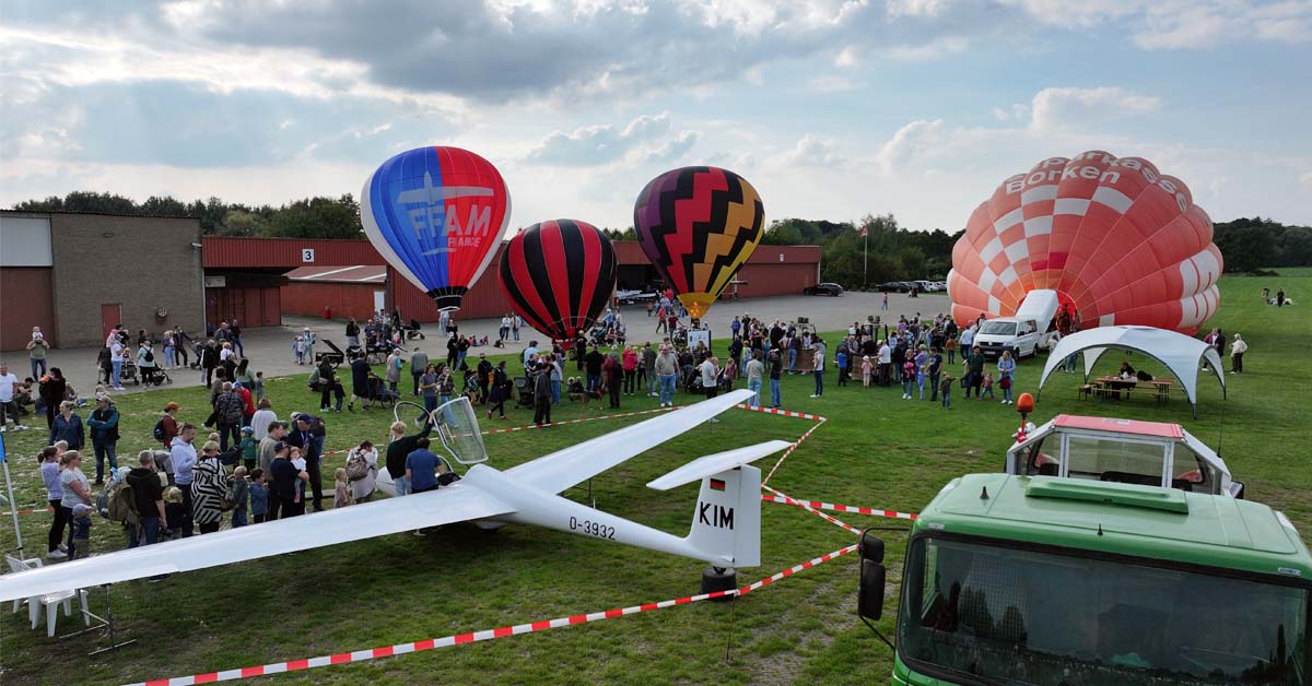 Drachenfest in Hoxfeld: Großdrachen und Flugzeuge entdecken