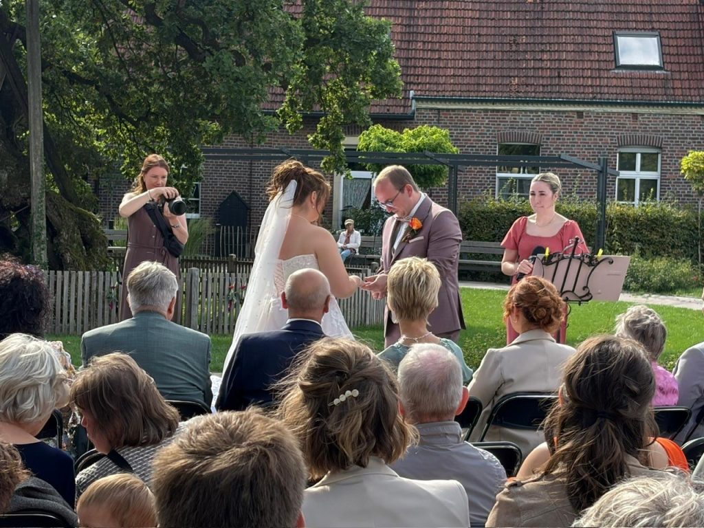 Freie Trauung an der Femeiche in Erle