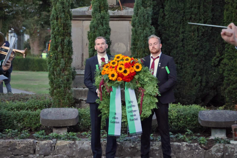Totengedenken der Junggesellenschützen auf dem Friedhof in Raesfeld