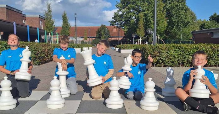 Raesfelder U10-Schachteam auf Platz zwölf