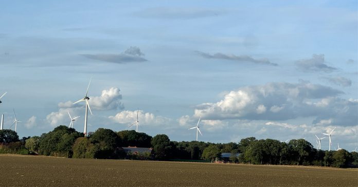 Zahlreiche Windräder prägen inzwischen das Landschaftsbild rund um Raesfeld.