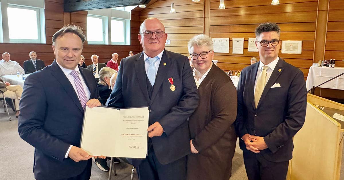 Arno Brömmel Landrat Kai Zwicker Raesfeld Verdienstmedaille