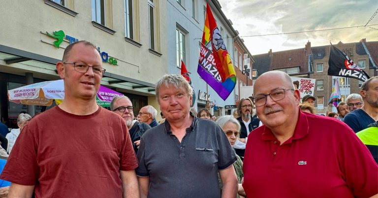 Raesfelder Fraktionsvorsitzende bei Kundgebung in Dorsten