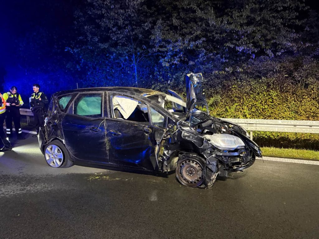 Unfall auf der A31 bei  Dorsten-Lembeck